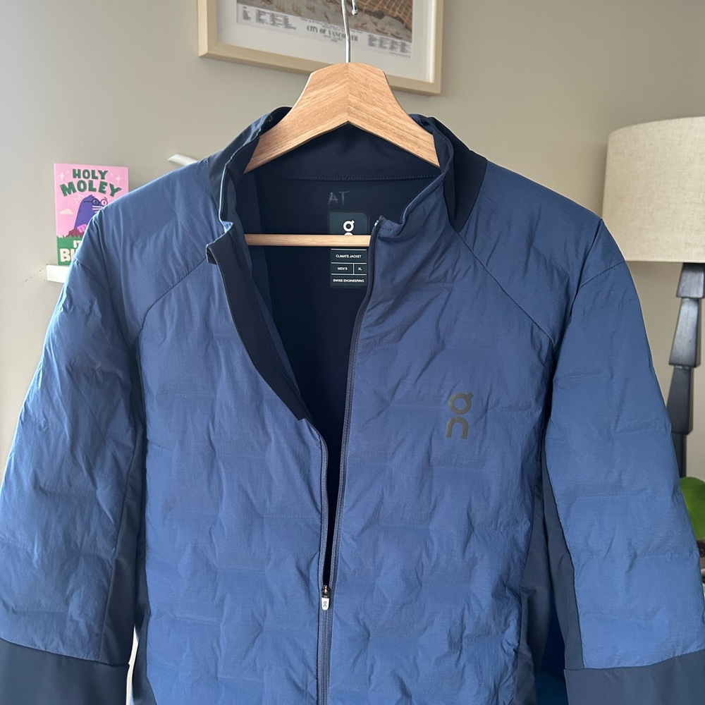 On Cloud Climate Jacket Blue Quilted Athletic Men’s XL